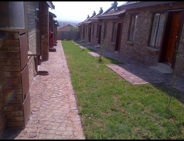 2 BEDROOM APARTMENT FOR SALE IN NOORDWYK